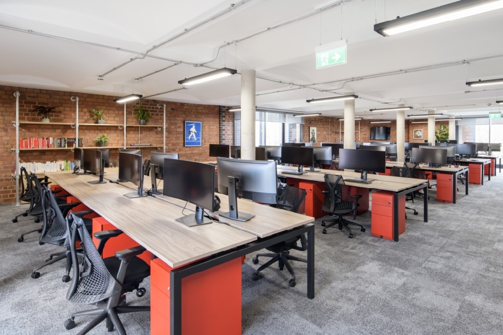 380平米生物公司辦公室裝修設計