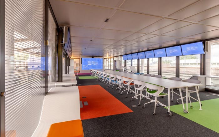 450平米環(huán)境監(jiān)測(cè)公司辦公室裝修設(shè)計(jì)