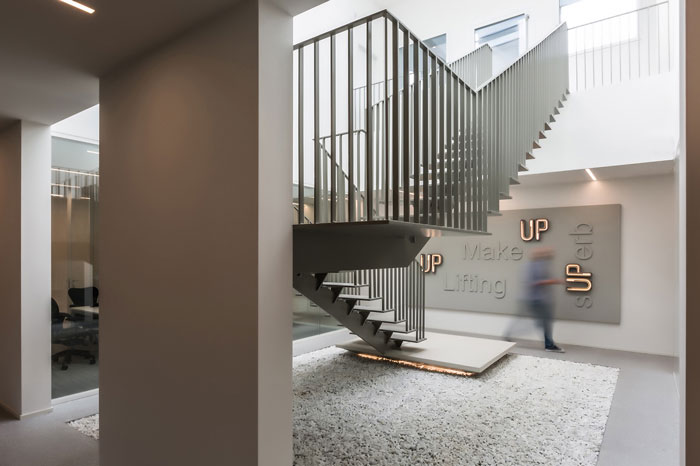 600平方化妝品廠房辦公室裝修設計